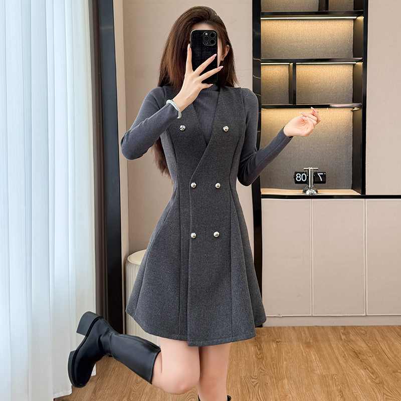 2025 French Vintage Half-Turtleneck Slimming Two-Piece Vest Dress Set