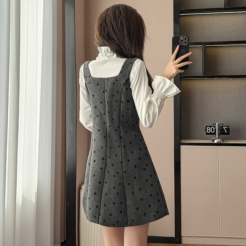 Korean Style Bow Polka Dot Vest Dress Two-Piece Set Fall Winter 2025 New Short Skirt - Image 4